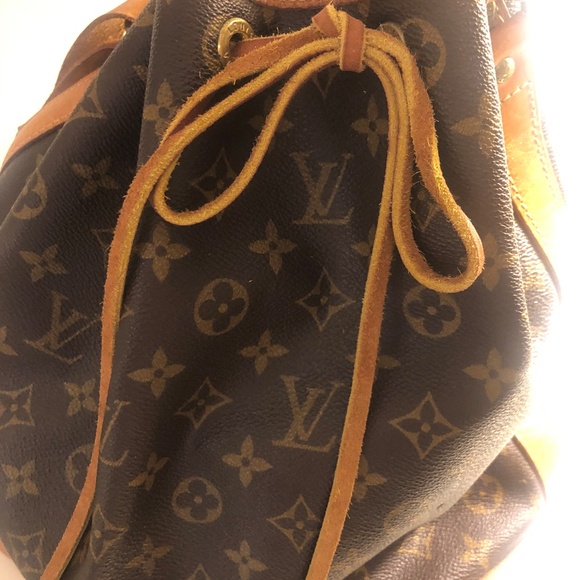 AUTHENTIC LOUIS VUITTON LARGE DRAWSTRING PURSE - Picture 3 of 3
